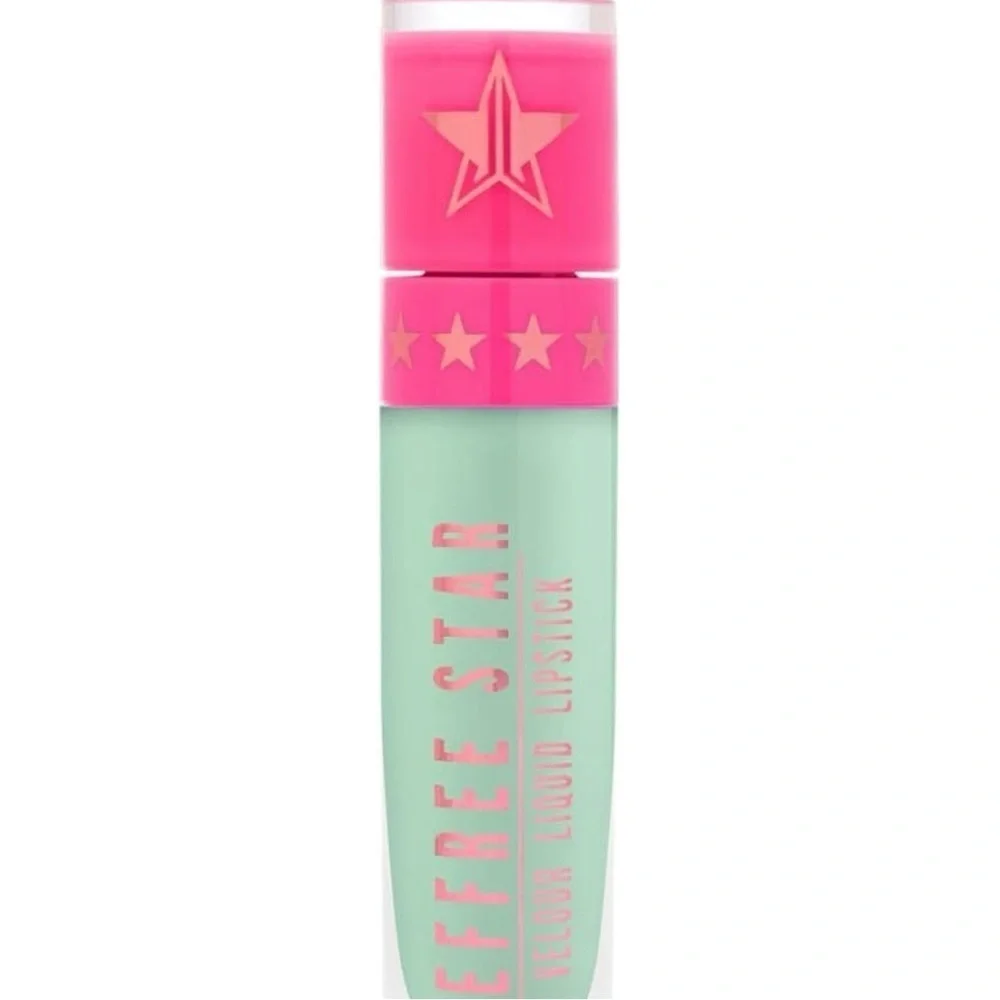 Jeffree Star Cosmetic Velour Liquid Lipstick in High Society